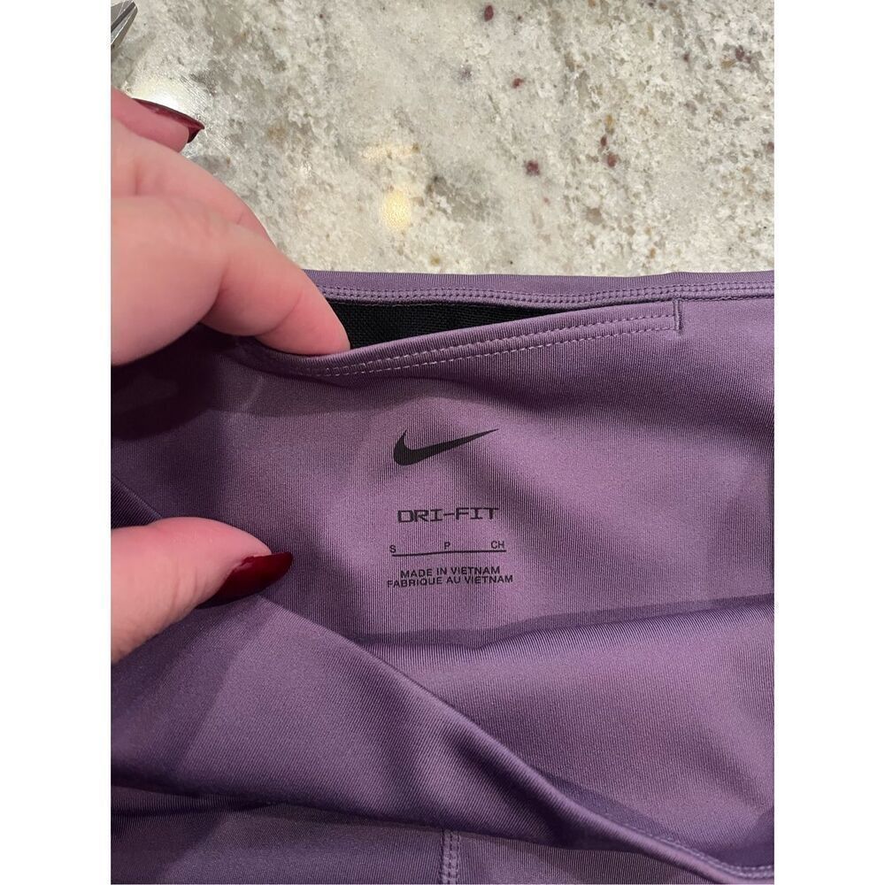 Nike Dri-Fit One Mid-Rise Side Graphic Leggings in Amethyst Smoke sz S EUC - Picture 7 of 8